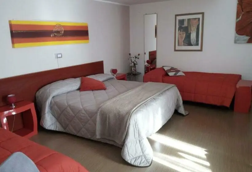 デラックスの4人部屋, Aria Di Casa