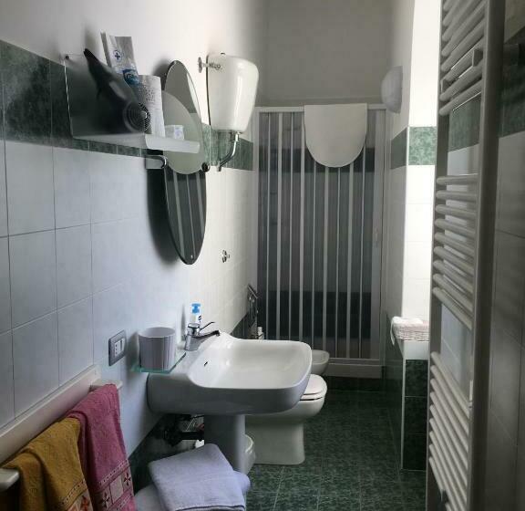 اتاق راحتی سه تخته, Aria Di Casa