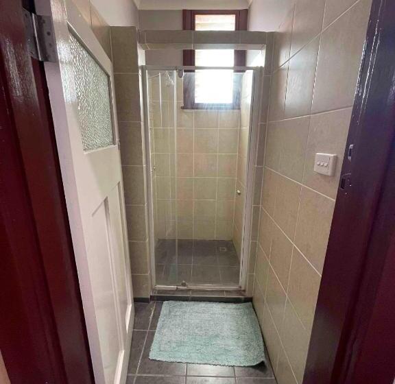 4인용 스탠다드 룸, Kaneira