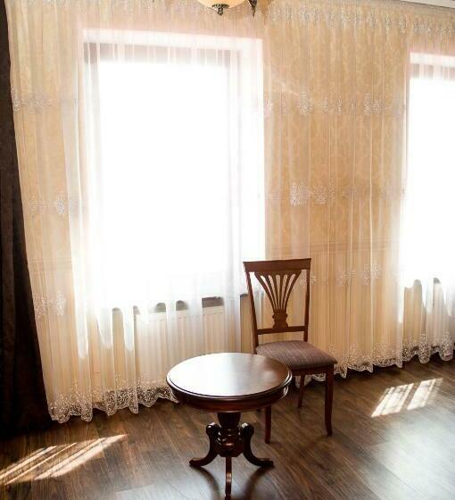 اتاق استاندارد, Maximus