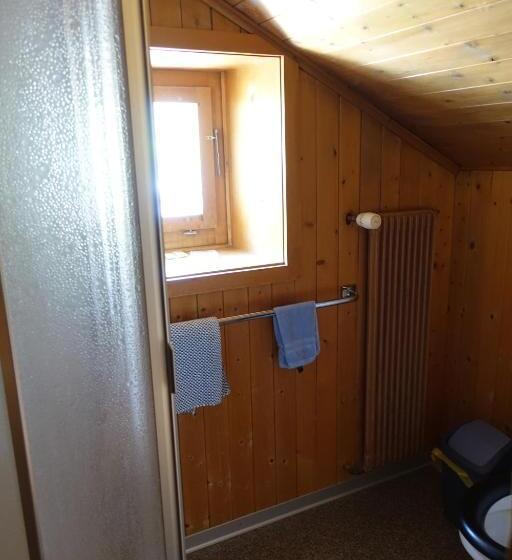 标准单人间共用浴室, Gasthaus Edelweiss