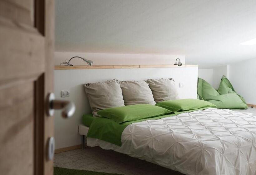 חדר סטנדרט לארבעה, B&b Porto Del Bivio