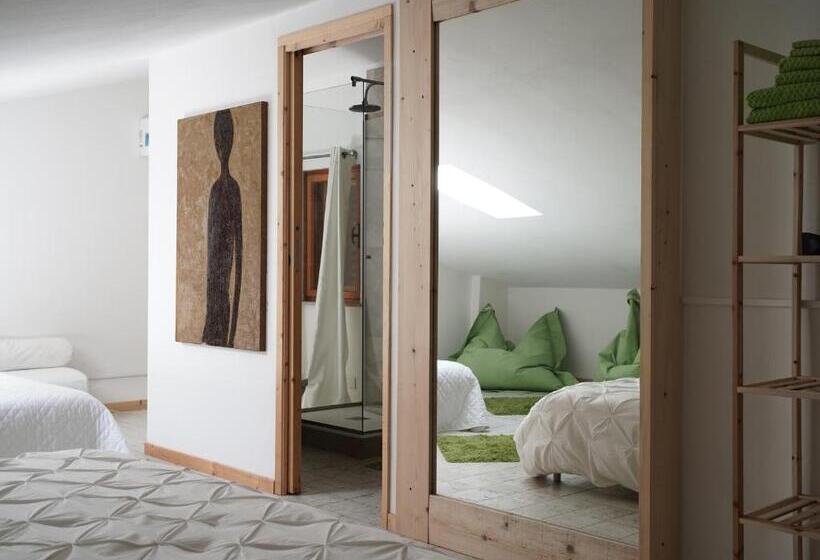 חדר סטנדרט לארבעה, B&b Porto Del Bivio