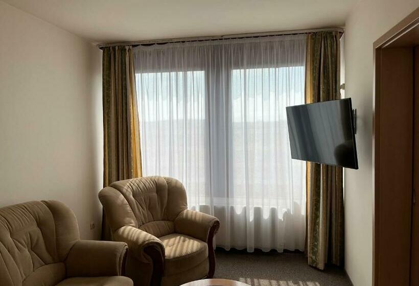 スイート, Estella Superior