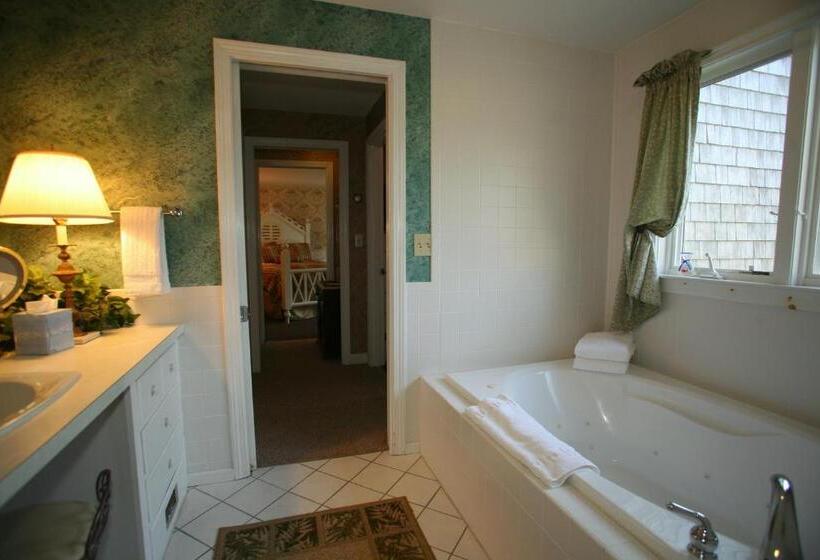 ハイドロマッサージバス付きスイート, Lamb And Lion Inn