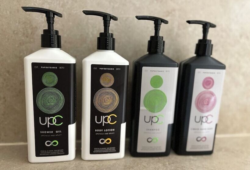 Comfort Room Pool View