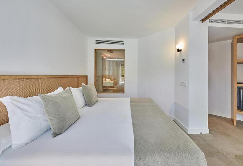 سوییت جونیور با بالکن, Sofia Alcudia Beach