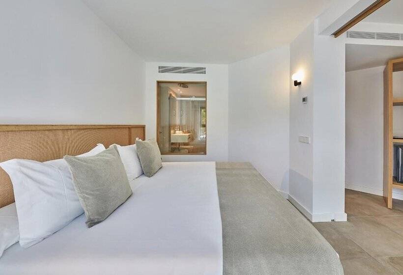 سوئیت جونیور با تراس, Sofia Alcudia Beach