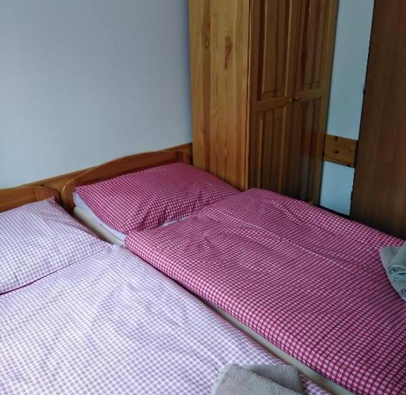 חדר סטנדרט, Penzion Iris Krkonoše