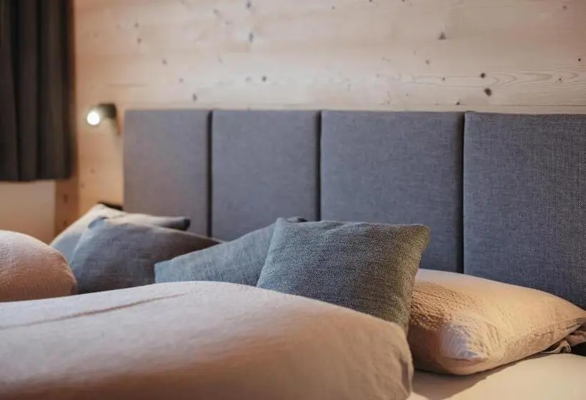 スタンダードルーム, Berghotel Sanví