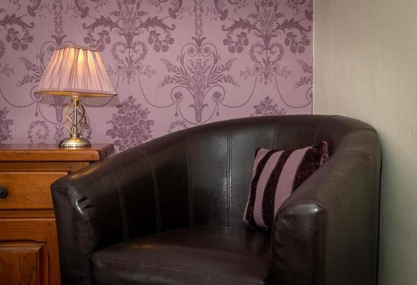 标准间, The Collyweston Slater