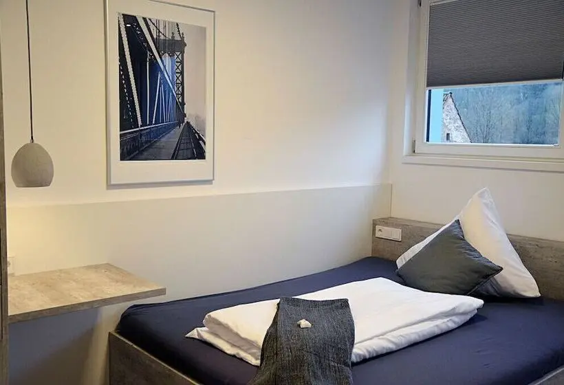 Standard Room, Quartierrestaurant Zum Hannes