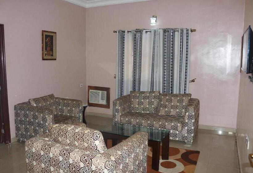 اتاق لوکس, K Orbit Hotels & Suites