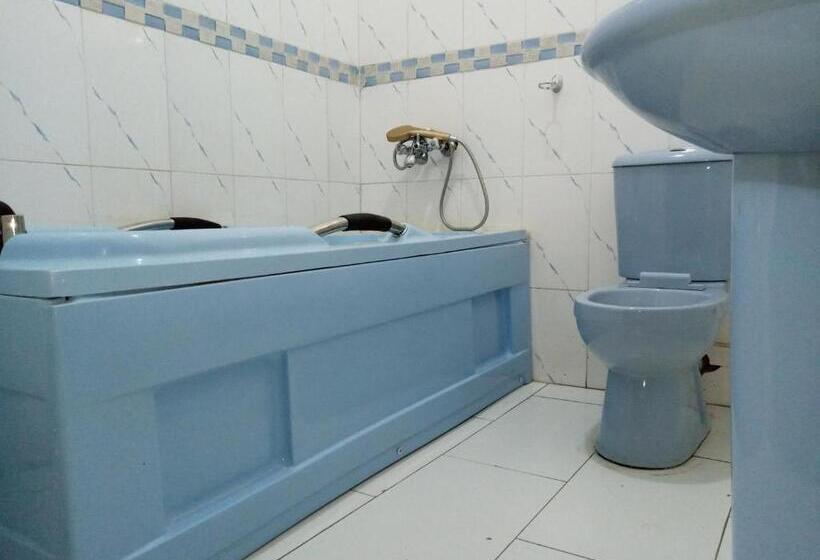 استودیوی سوپریور, K Orbit Hotels & Suites