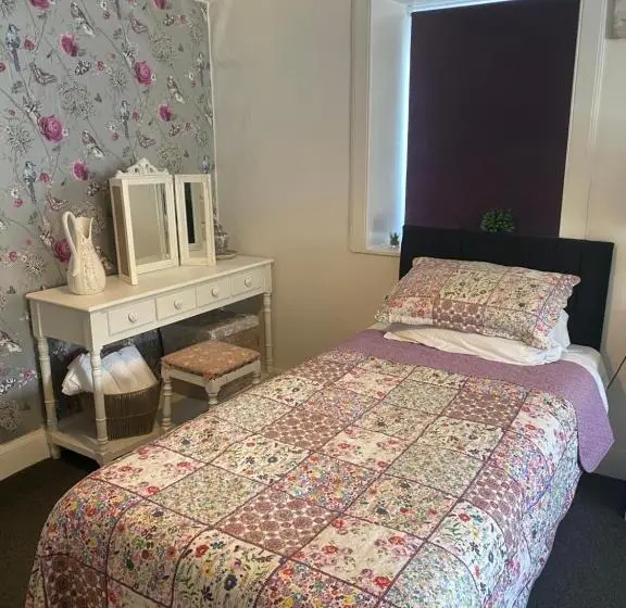 コンフォートトリプルルーム, Craighlaw Arms Vintage B&b