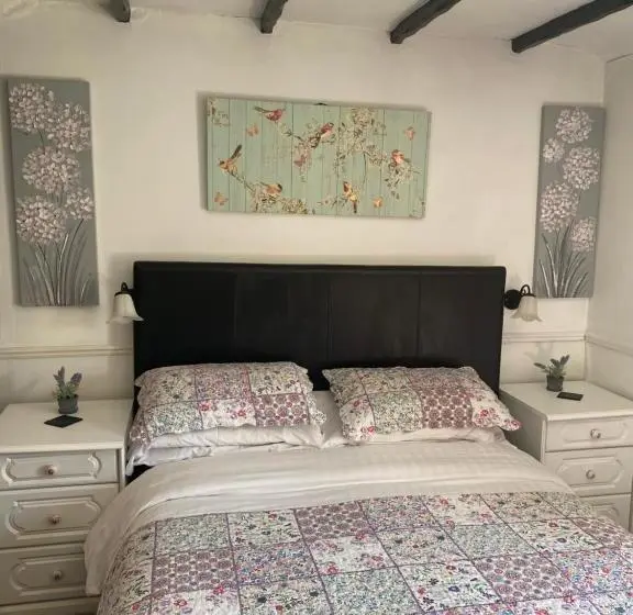 コンフォートトリプルルーム, Craighlaw Arms Vintage B&b