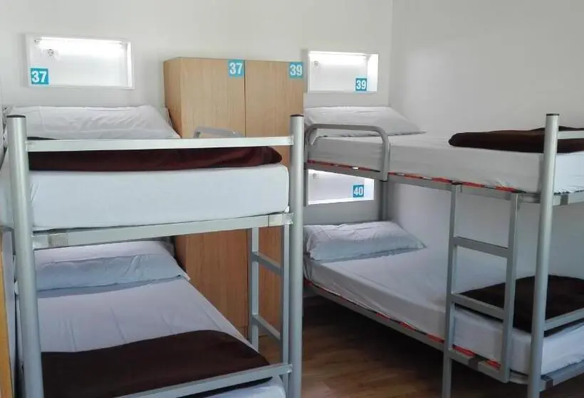 スタンダード4人部屋, Albergue Boente