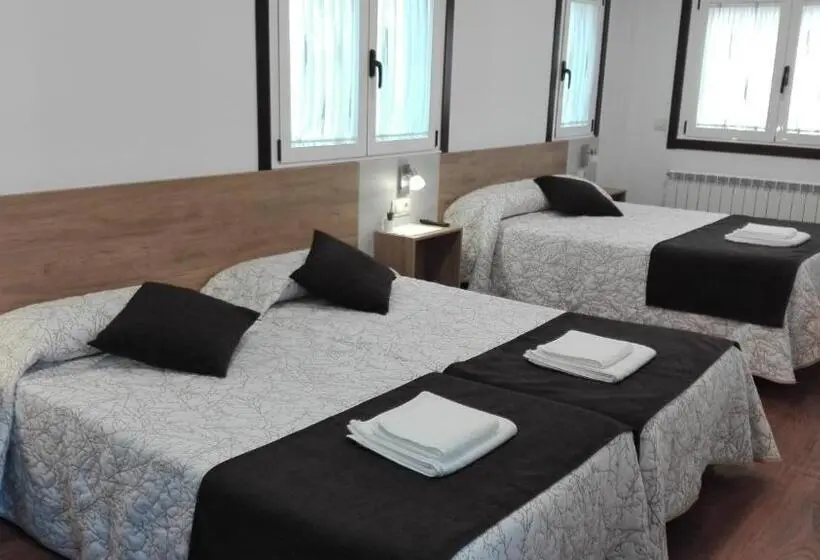 スタンダード4人部屋, Albergue Boente