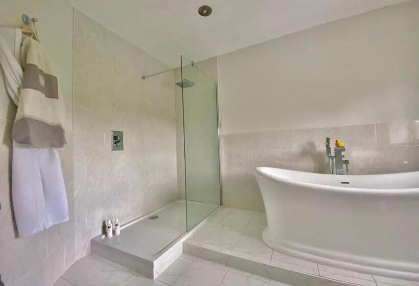 キングサイズベッドのデラックスルーム, Chadwell Hill Farm