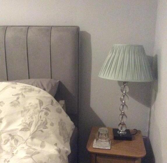 デラックスルーム, Chadwell Hill Farm