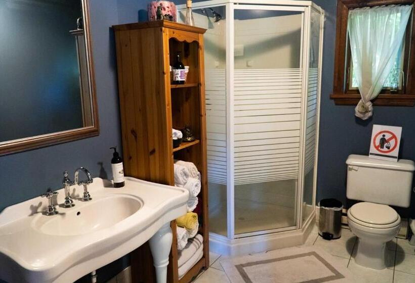 스탠다드 룸 공동 욕실, Gite O Bordeleau B&b