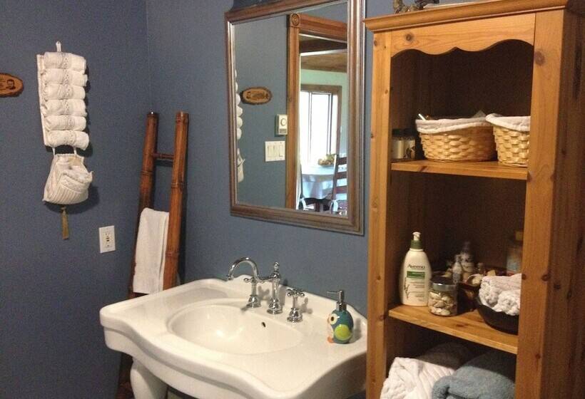 스탠다드 룸 공동 욕실, Gite O Bordeleau B&b