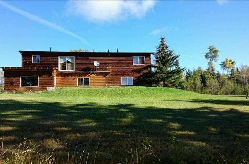 패밀리 룸, Wettstone Guest Ranch