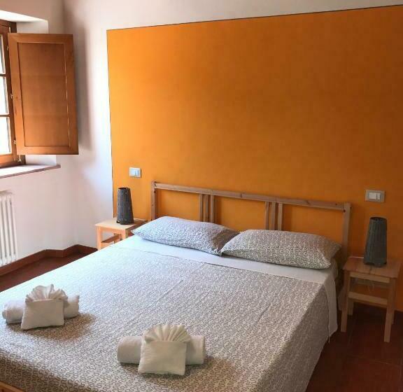 דירת חדר עם טרסה, Agriturismo Il Pino