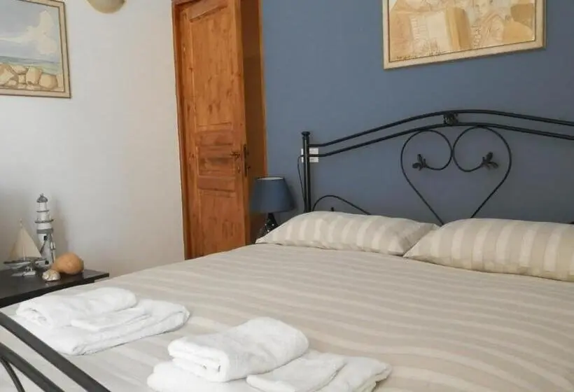 スタンダードトリプルルーム, Agriturismo Salento D'arare