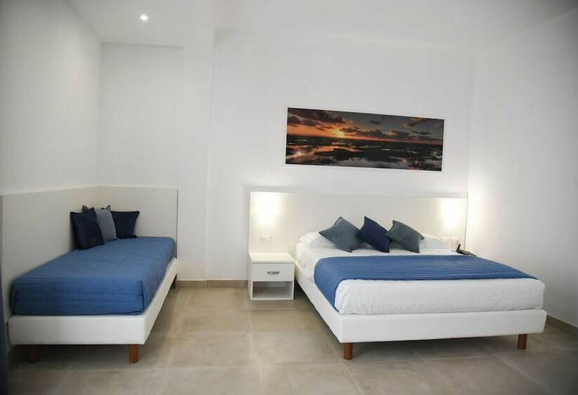 Номер Стандарт Трехместный, Belsito