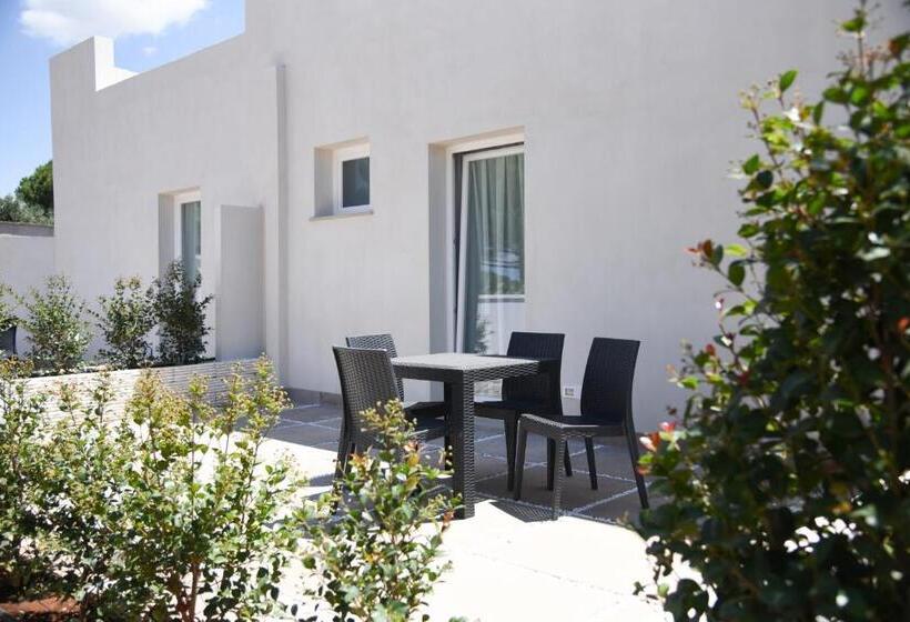 Номер Стандарт Трехместный, Belsito