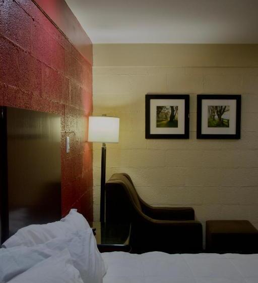 غرفة قياسية سرير كينج, Royal Inn   North Augusta   Home Of The Masters   Augusta Downtown