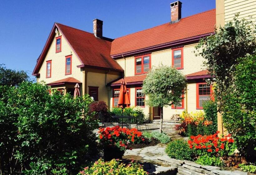 جناح سرير كينج, Dominion Hill Country Inn