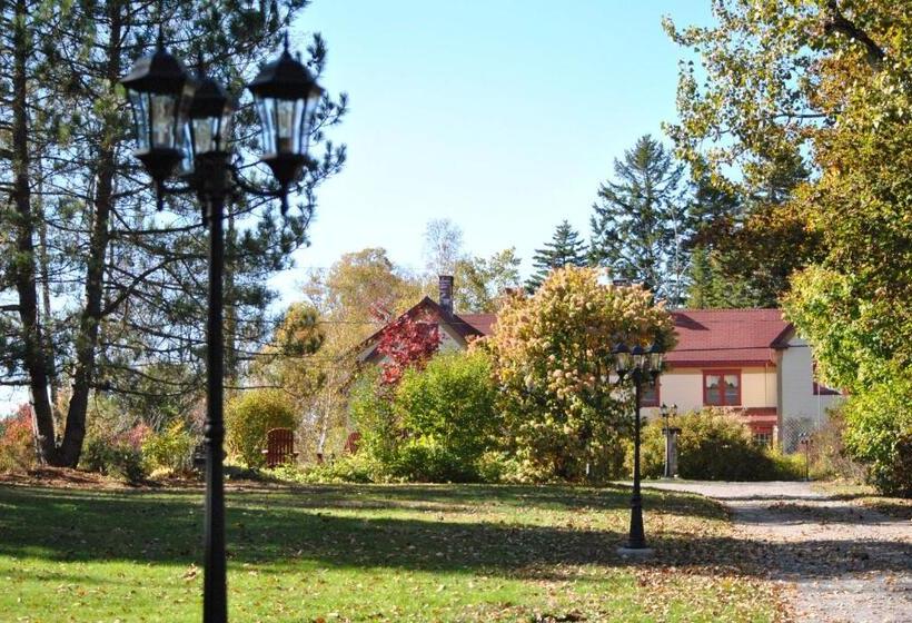 Хижина, Dominion Hill Country Inn