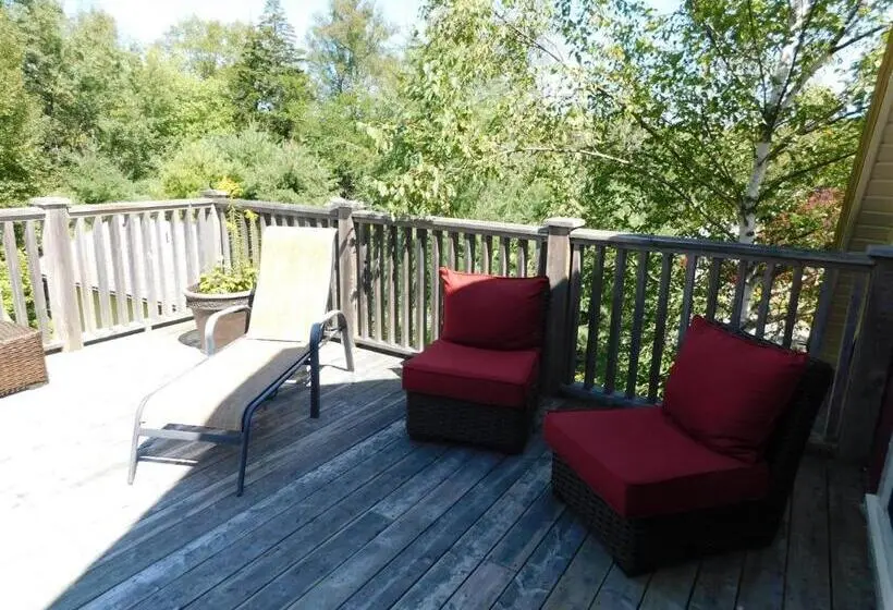 デラックススイート, Dominion Hill Country Inn