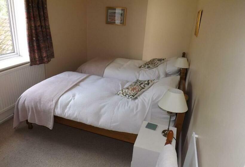 غرفة قياسية, The Cockatrice B&b