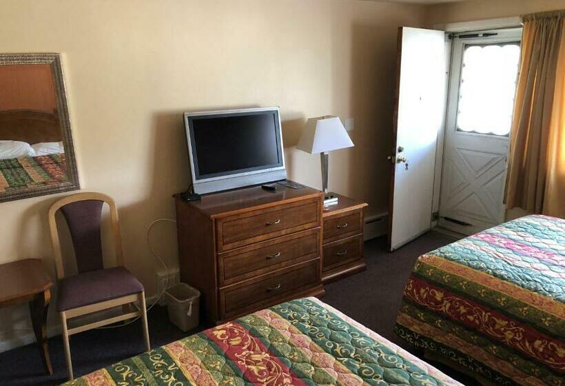 غرفه قياسيه سريرين مزدوجين, Angola Motel