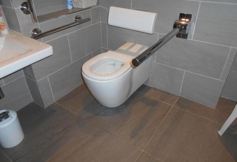 小室, Cotenham Barn