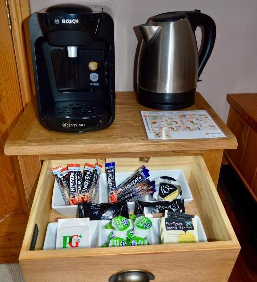 四人标准间, Cotenham Barn