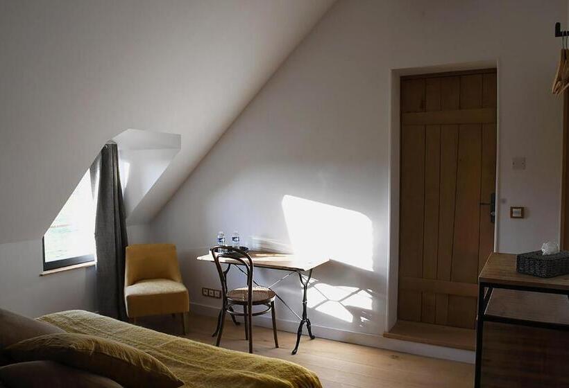 ガーデンビュースタンダードルーム, Domaine De La Lochetière Chambres D'hôtes