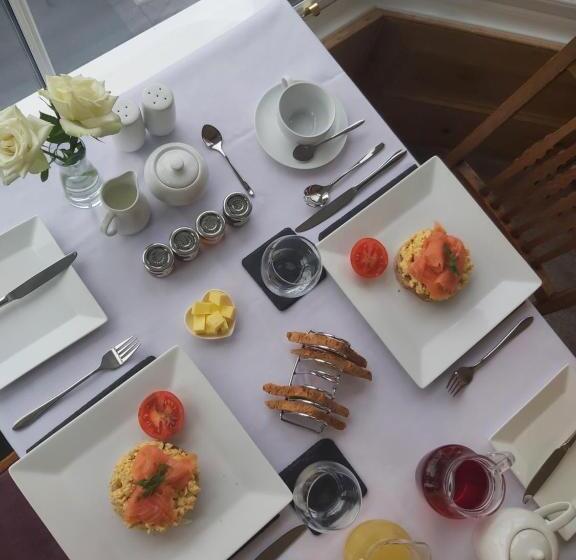 キングサイズベッドのスタンダードルーム, Llys Aeron Guest House