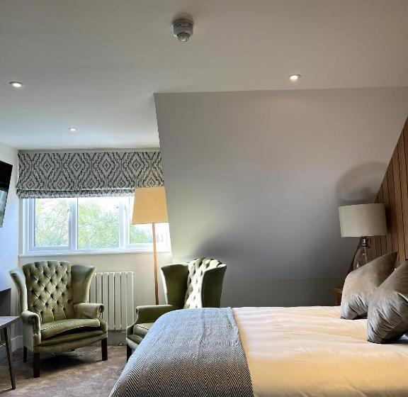 Номер Deluxe Кровать Кинг, The Three Pickerels