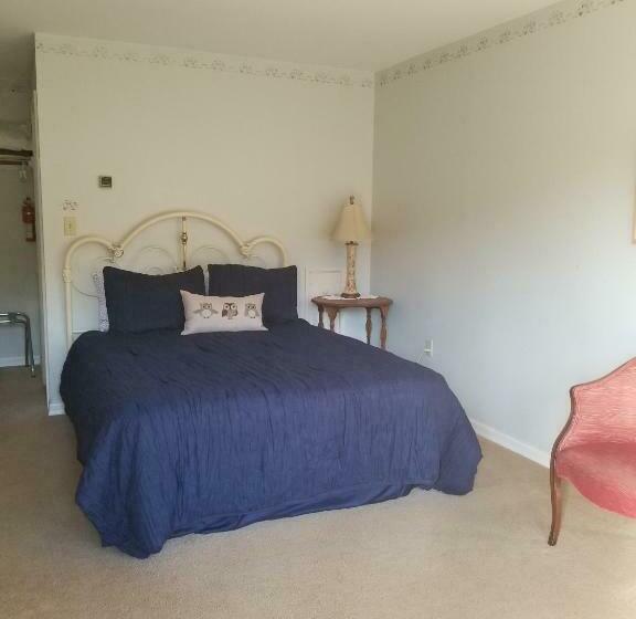 스탠다드 룸, Hawk Mountain Bed & Breakfast