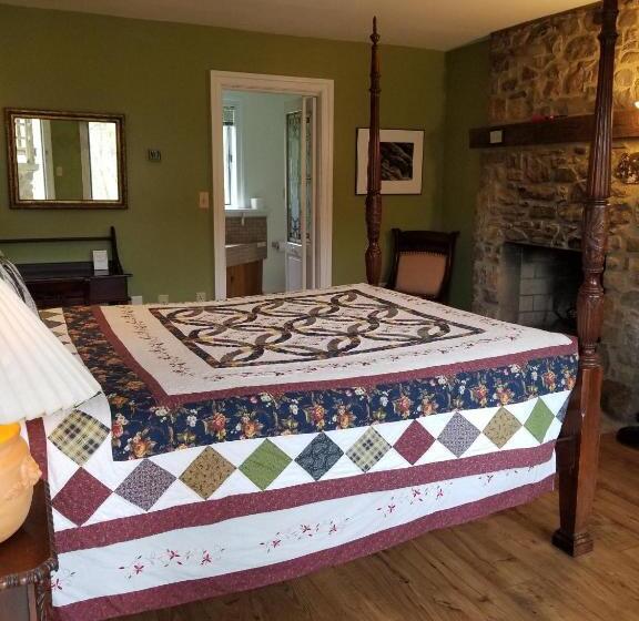 디럭스 룸, Hawk Mountain Bed & Breakfast