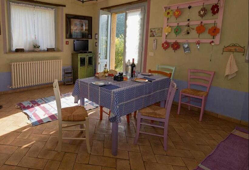 带2个卧室的公寓, Agriturismo La Fonte