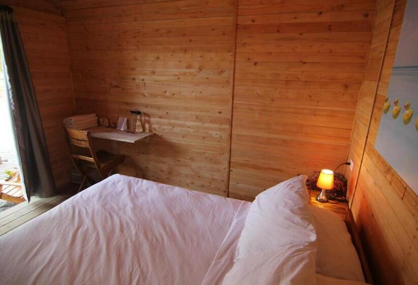 Номер Стандарт Совместная Ванная, Blue Mango Beach