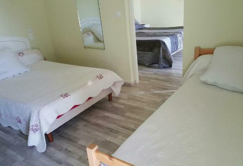 Family Suite, De La Gare