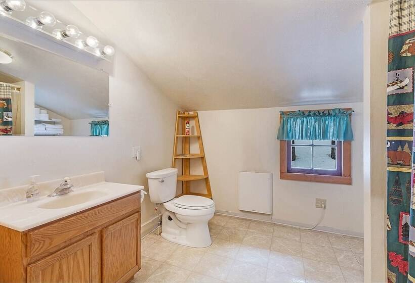 شقة غرفة واحدة, Diamond Belle Guest Ranch