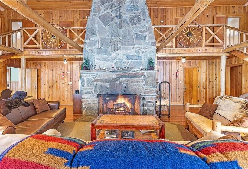 شقة غرفة واحدة, Diamond Belle Guest Ranch