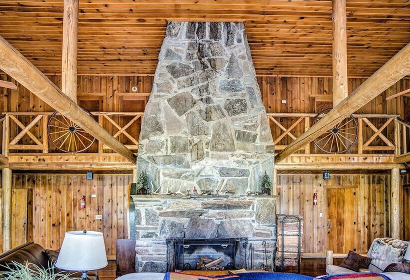 شقة غرفة واحدة, Diamond Belle Guest Ranch